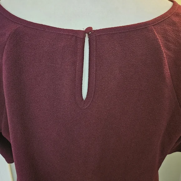 Torrid Burgundy Women's Size 2 Crop Top Shirt New With Tags - Picture 10 of 12